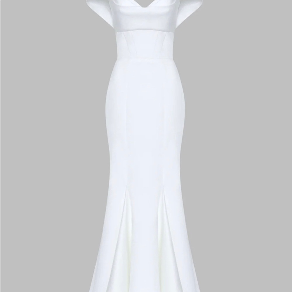 Mills mermaid bridal gown